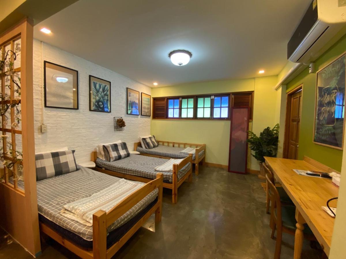 Hotel T-House Bkk 2Floors Near Bts With Swimming Pool And Free Wifi Bangkok Exteriér fotografie