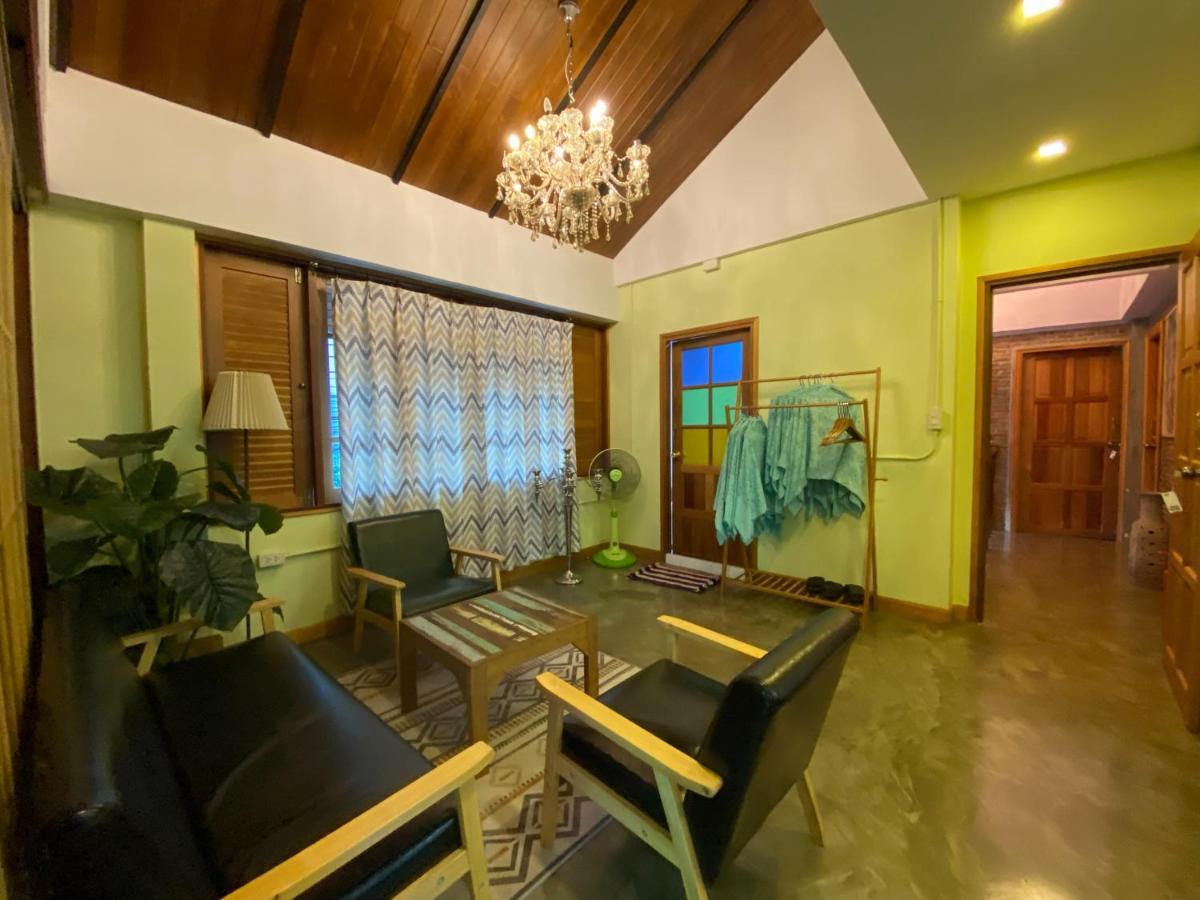 Hotel T-House Bkk 2Floors Near Bts With Swimming Pool And Free Wifi Bangkok Exteriér fotografie